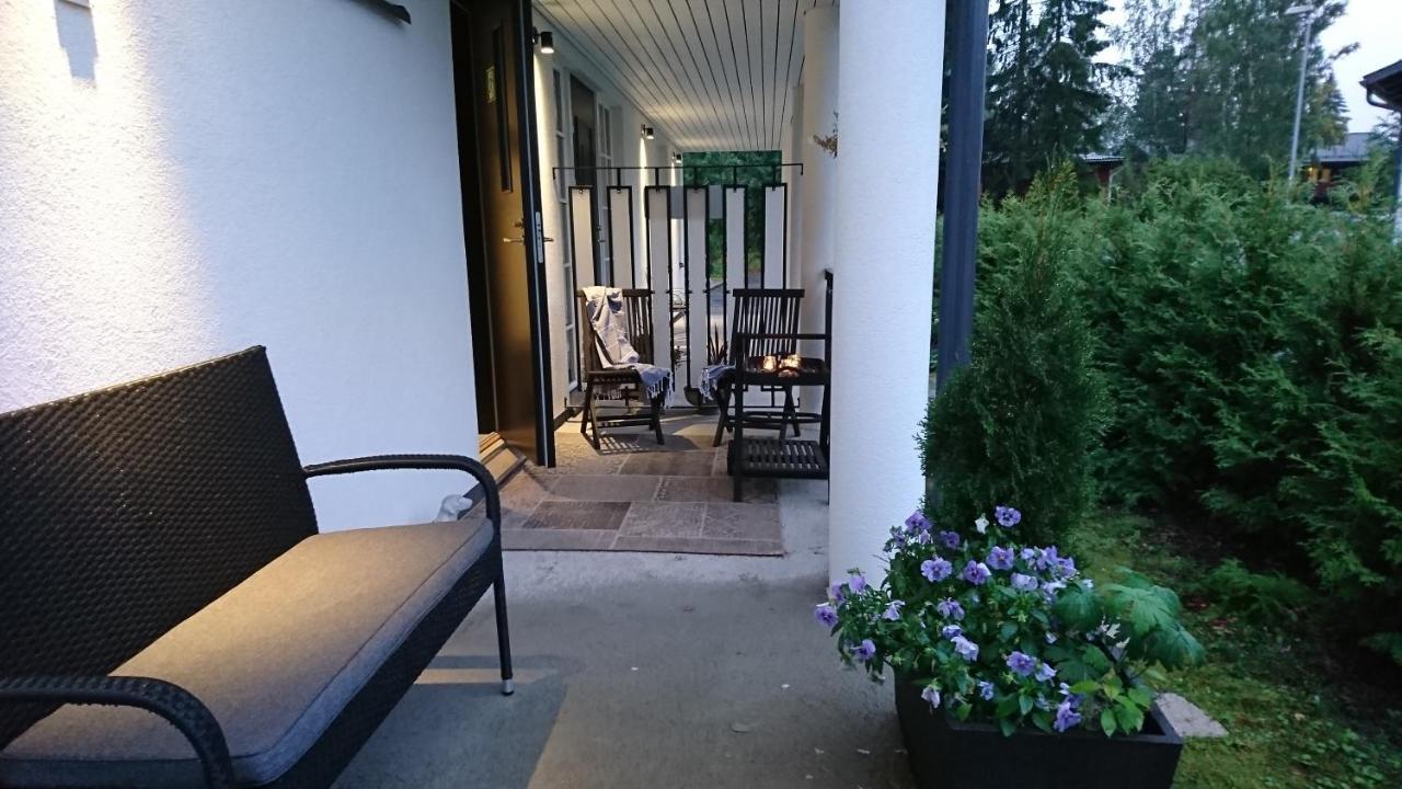 Villa Jokivarsi Bed&Breakfast Vanda Exteriör bild